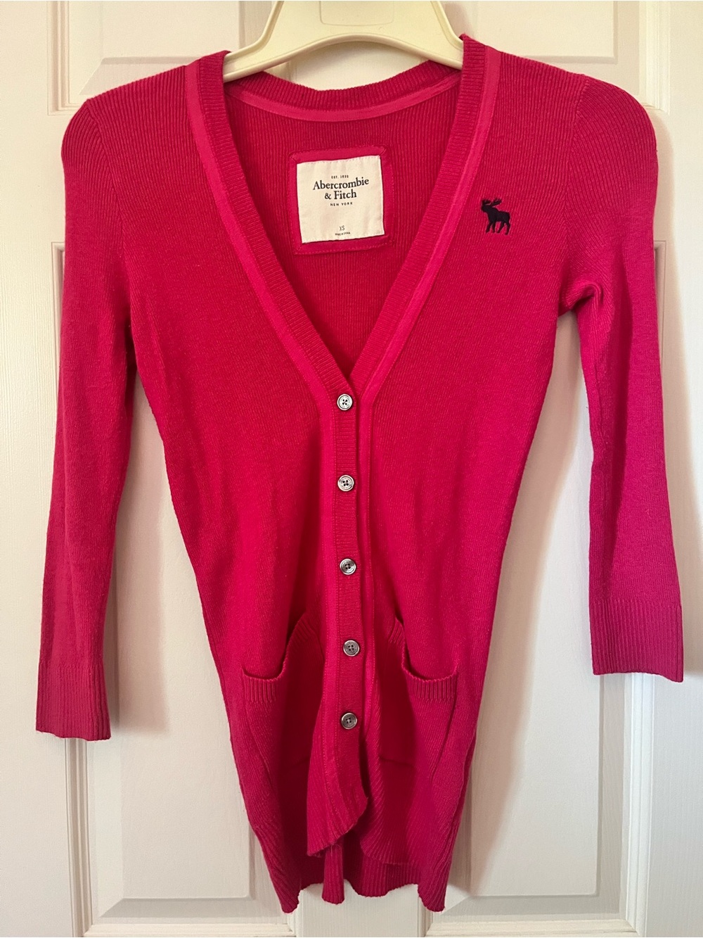 abercrombie & fitch women's hot pink v-neck y2k button cardigan sweater